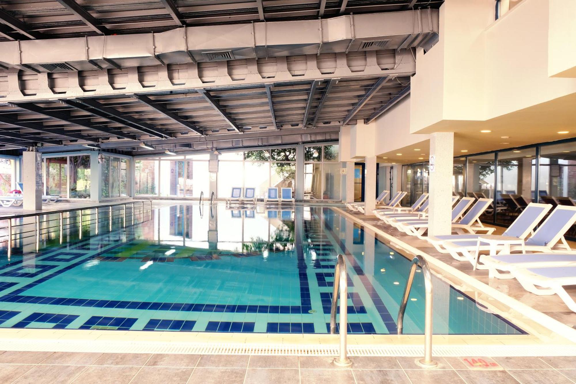 Queen'S Park Le Jardin Kemer Exterior photo