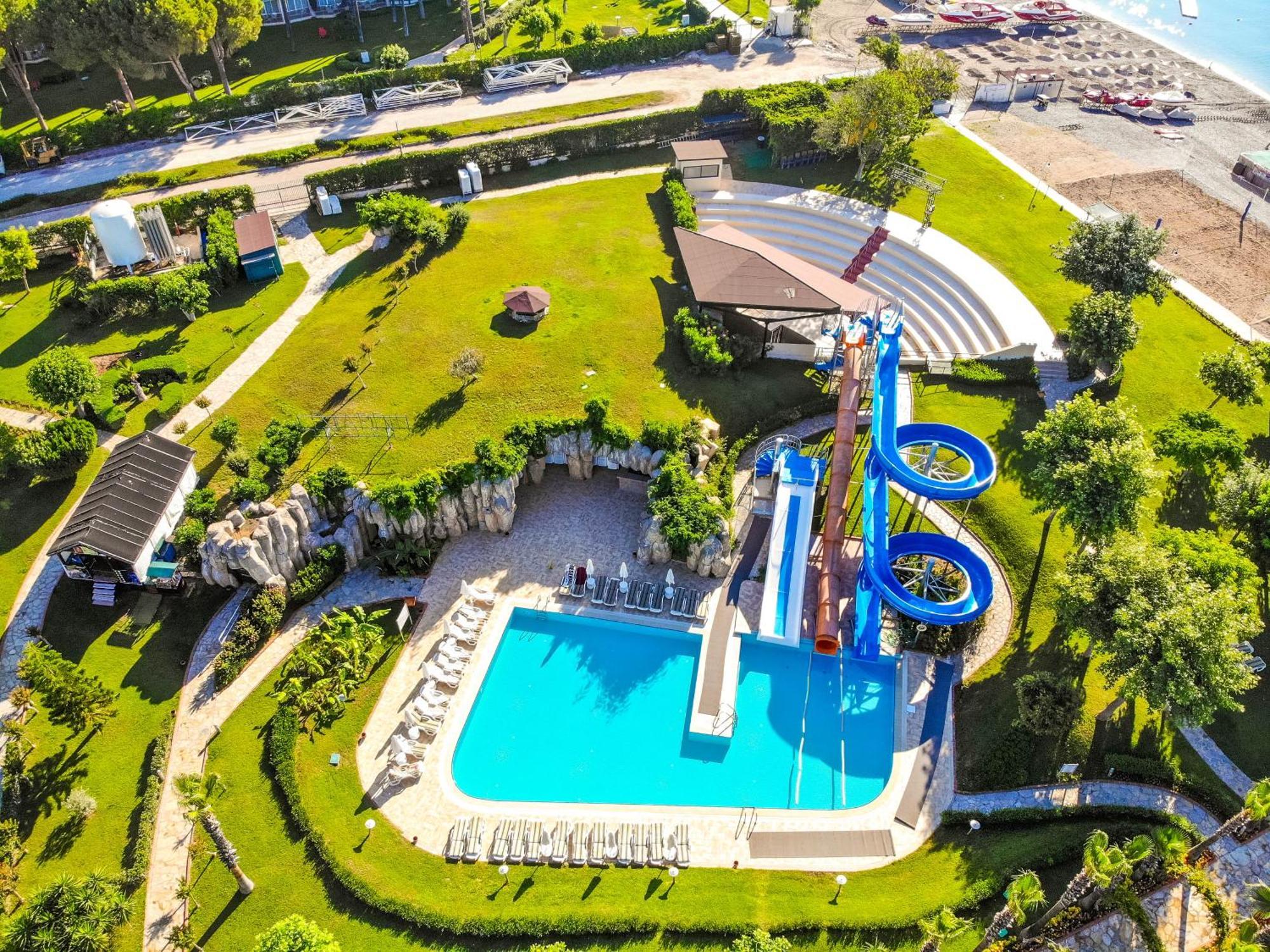 Queen'S Park Le Jardin Kemer Exterior photo