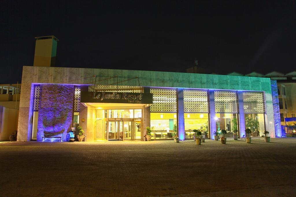 Queen'S Park Le Jardin Kemer Exterior photo